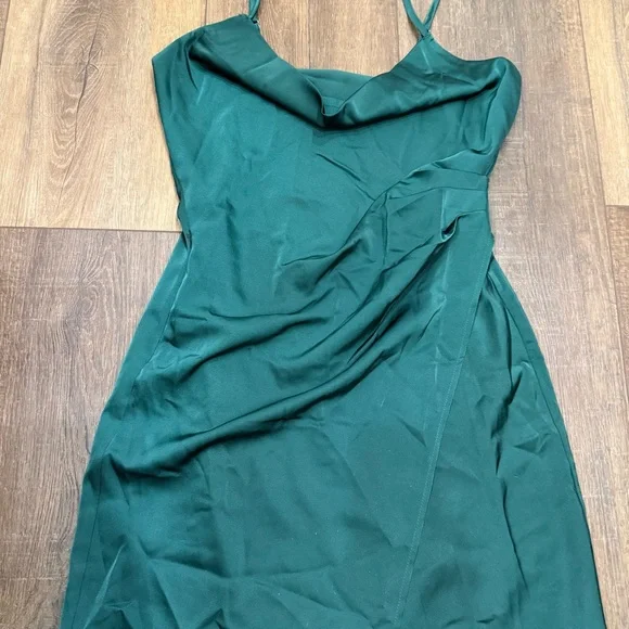 Lulus Hollywood Forest Green Satin Midi Dress Women's Size medium - Picture 5 of 15